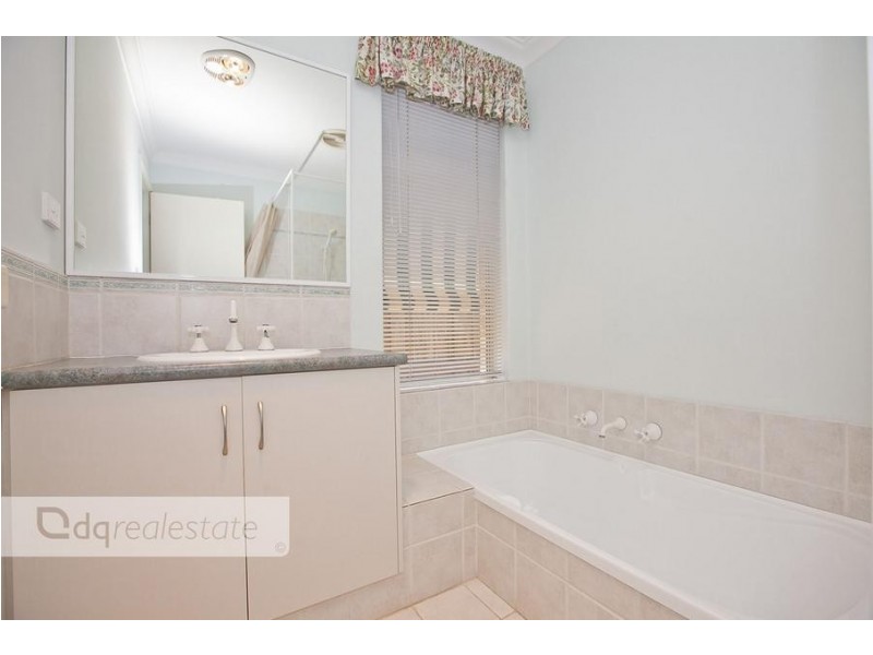 30 Goldfinch Loop, Woodvale WA 6026