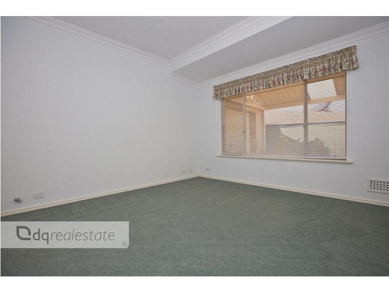 30 Goldfinch Loop, Woodvale WA 6026