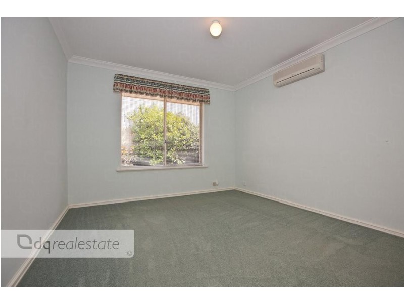 30 Goldfinch Loop, Woodvale WA 6026