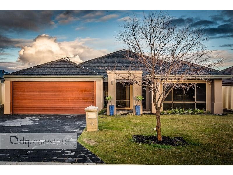 16 Apsley Bend, Tapping WA 6065