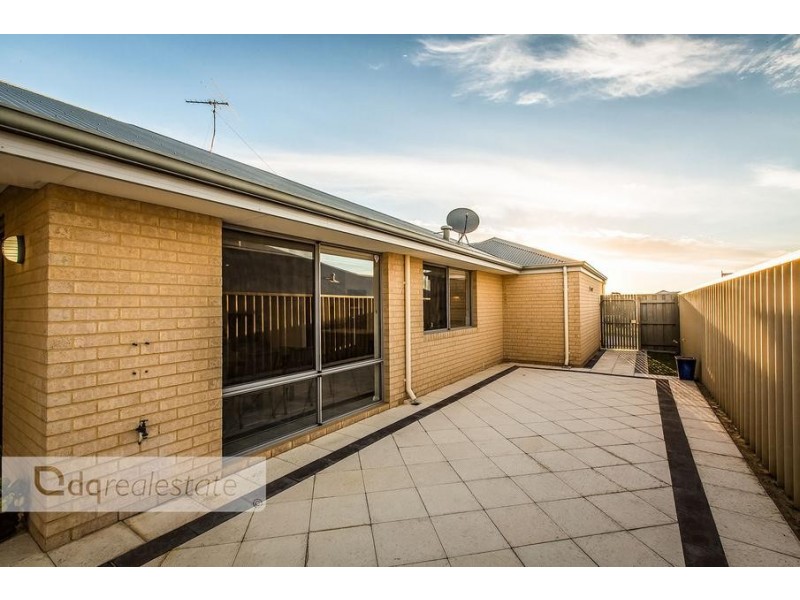 7 Holbein Way, Tapping WA 6065