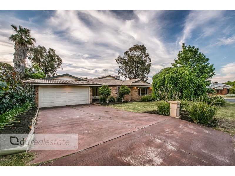 1 Shannon Close, Woodvale WA 6026