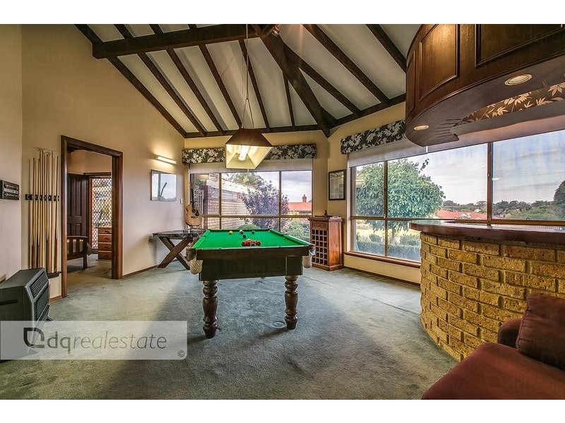 16 Pennant Place, Woodvale WA 6026