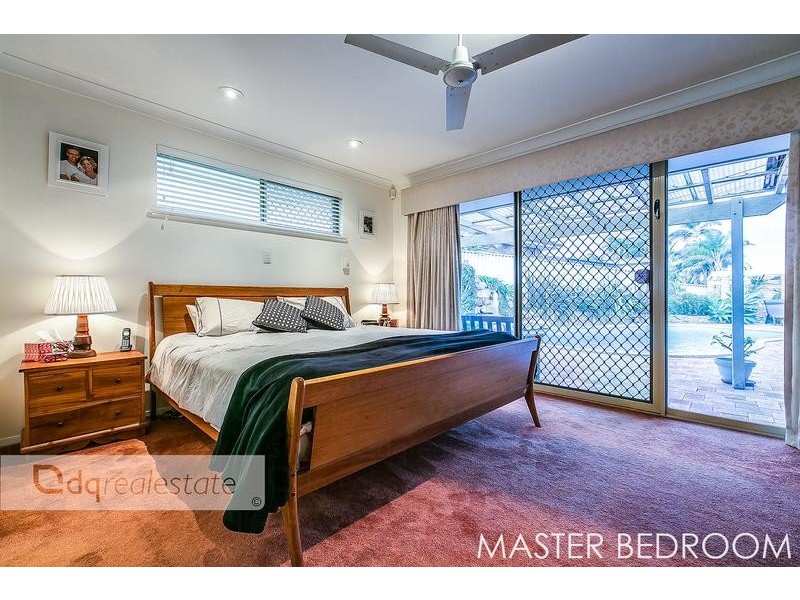 16 Pennant Place, Woodvale WA 6026