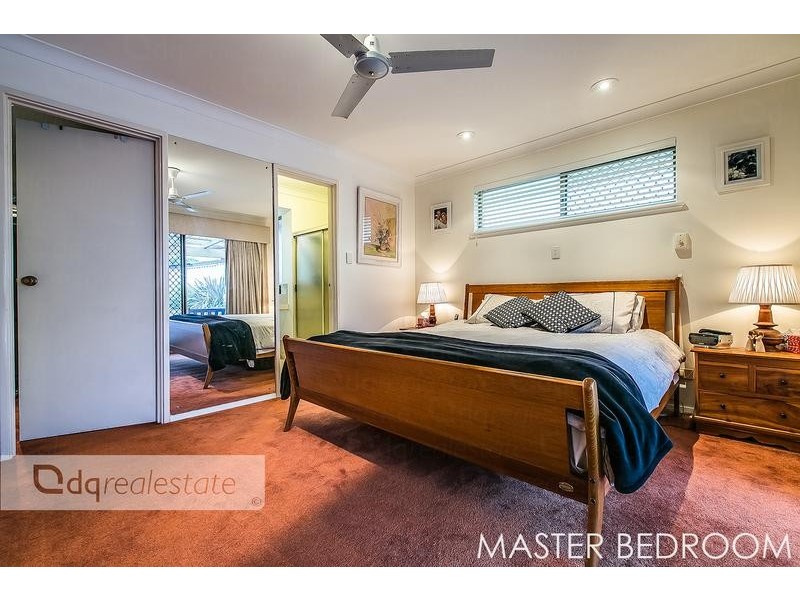 16 Pennant Place, Woodvale WA 6026