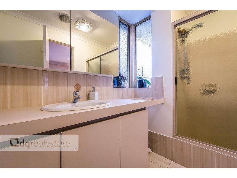 16 Pennant Place, Woodvale WA 6026