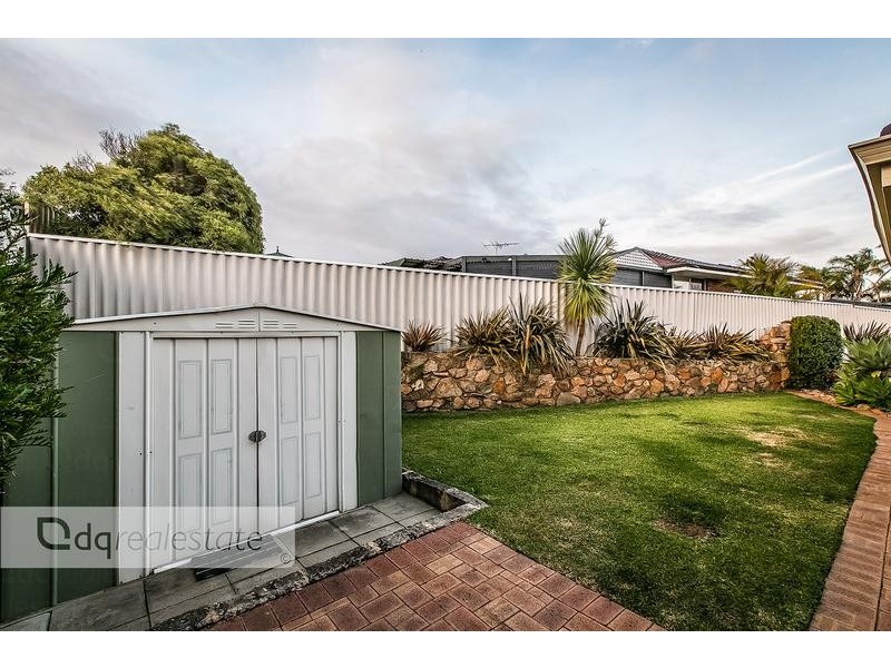 16 Pennant Place, Woodvale WA 6026
