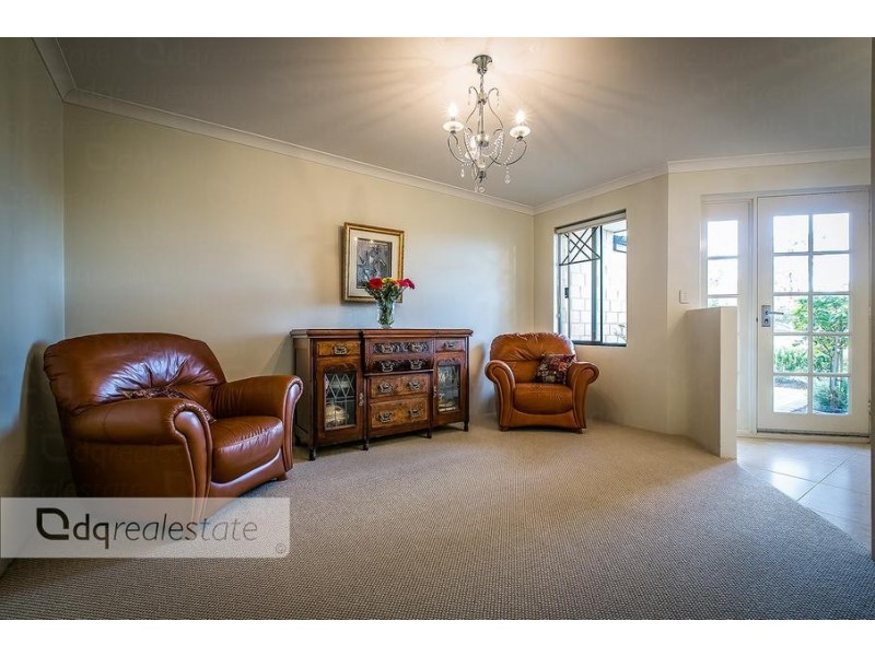 15 Hampton Road, Darch WA 6065