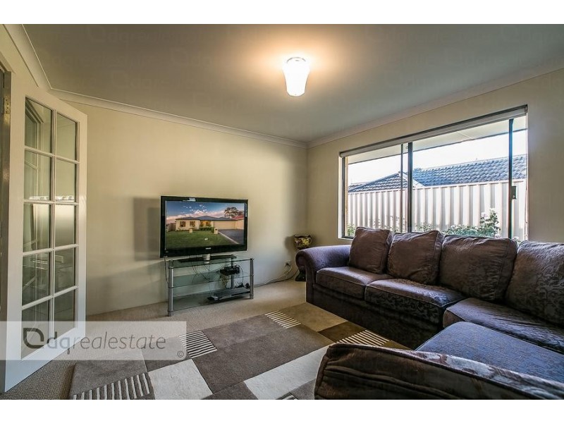 15 Hampton Road, Darch WA 6065