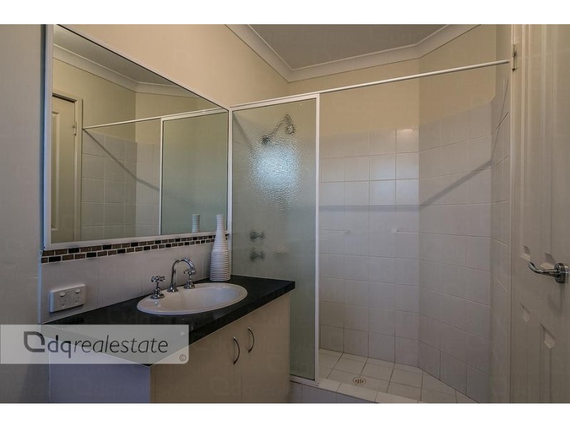 15 Hampton Road, Darch WA 6065