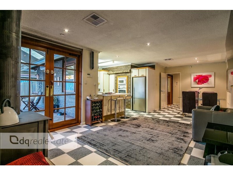 64 Trailwood Drive, Woodvale WA 6026