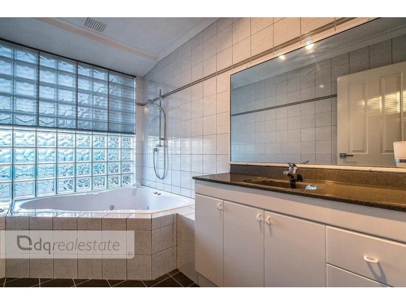 64 Trailwood Drive, Woodvale WA 6026