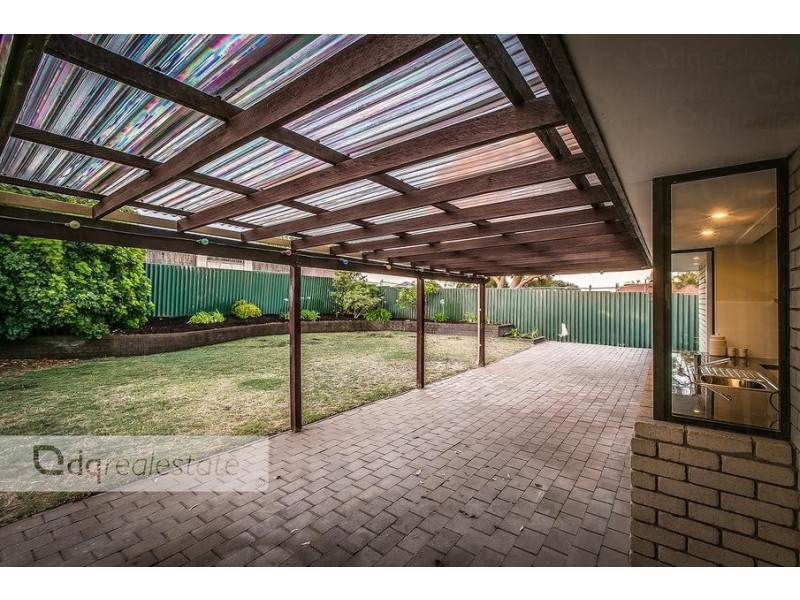 18 Woodland Loop, Edgewater WA 6027