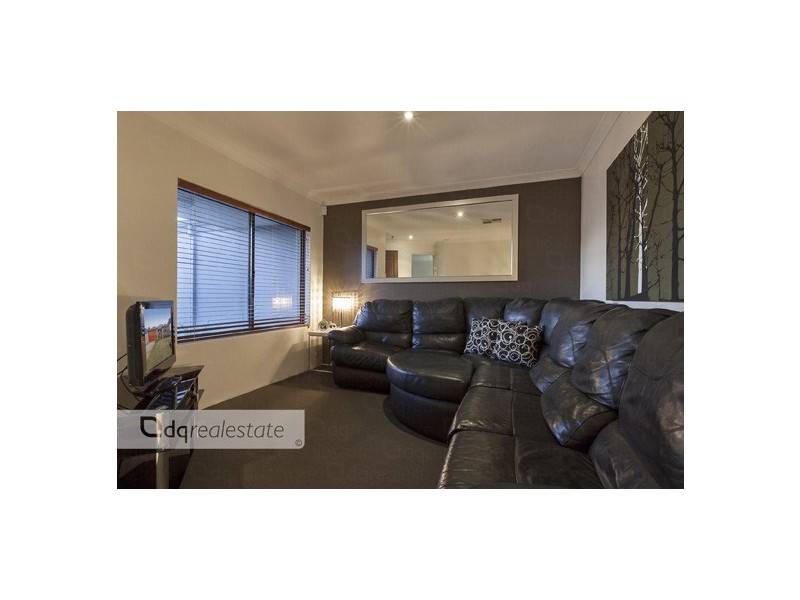 8 Kinta Way, Tapping WA 6065