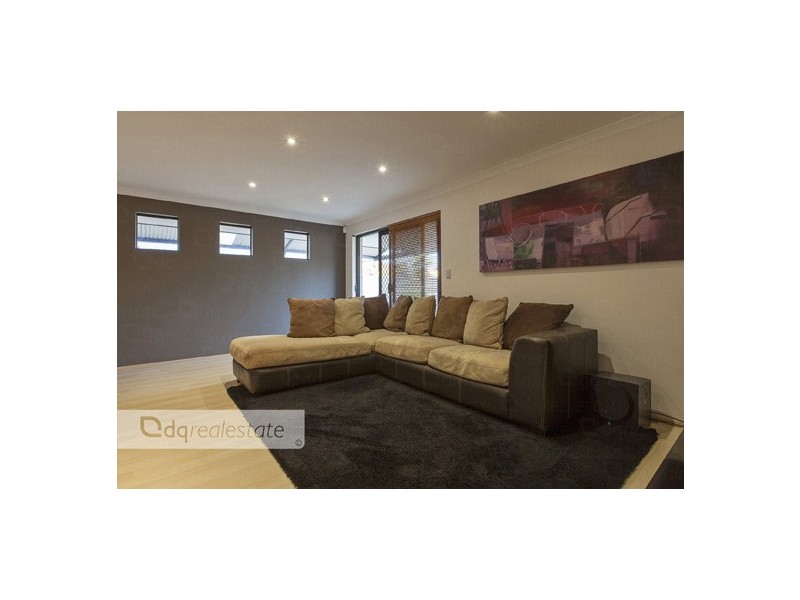 8 Kinta Way, Tapping WA 6065