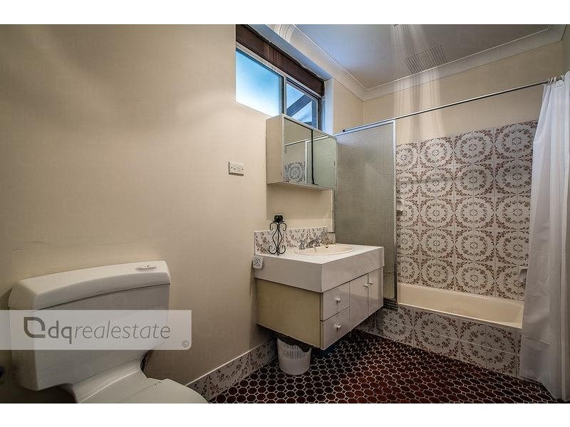 28 Glengarry Drive, Duncraig WA 6023