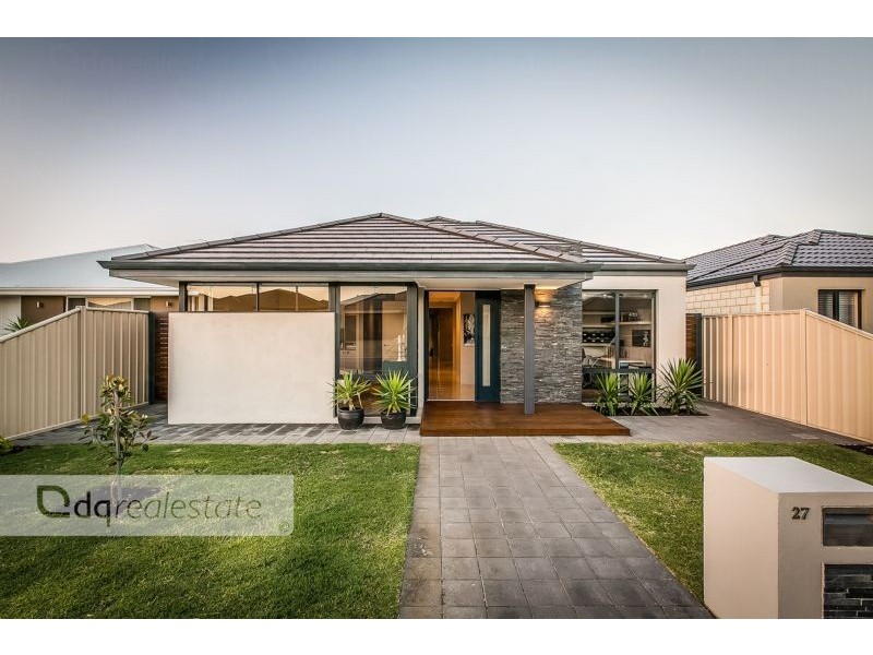 27 Hillsdale Rise, Darch WA 6065