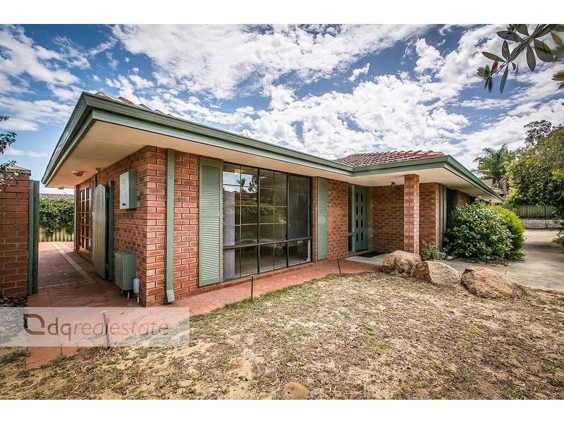 2 Hillside Close, Edgewater WA 6027