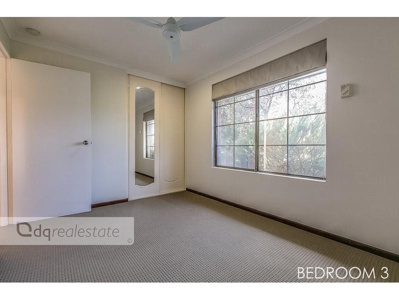 2 Hillside Close, Edgewater WA 6027