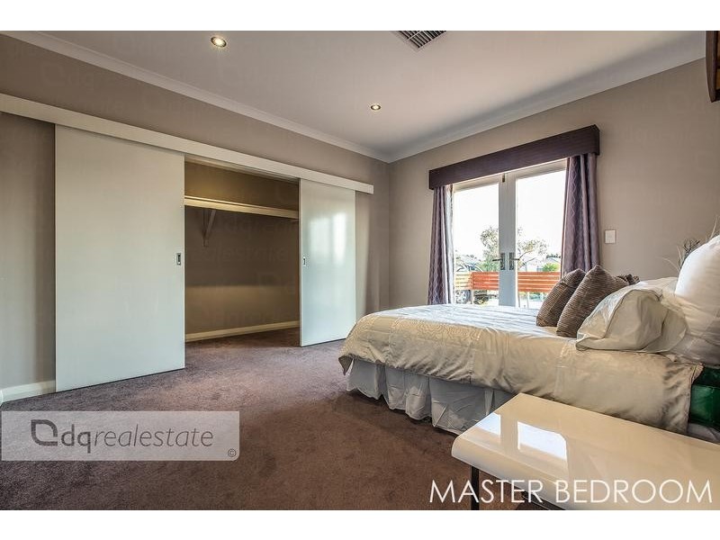 11 Rousham Road, Landsdale WA 6065