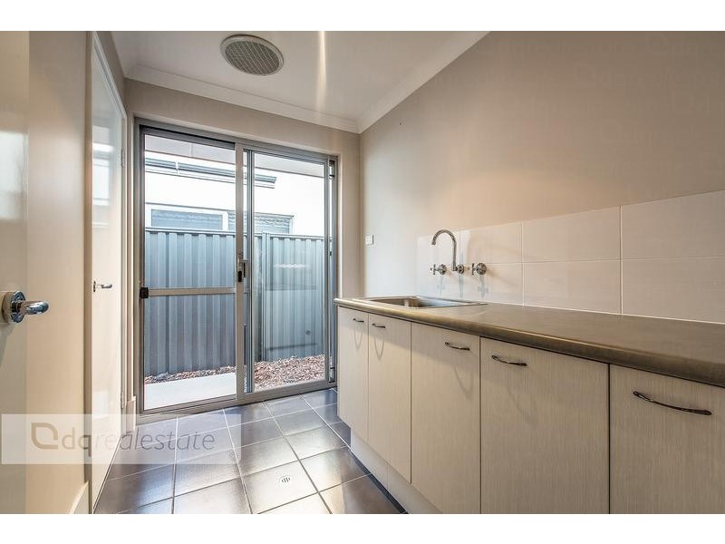 11 Rousham Road, Landsdale WA 6065