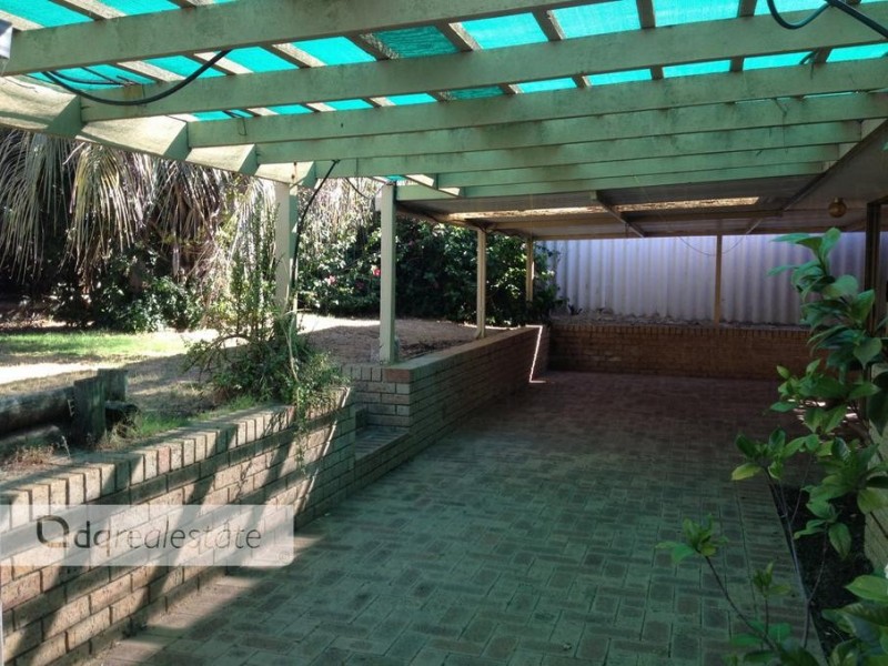 9B Dean Grove, Woodvale WA 6026