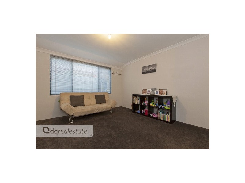 14 Sawtooth Bend, Banksia Grove WA 6031