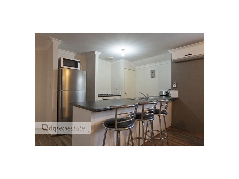 14 Sawtooth Bend, Banksia Grove WA 6031