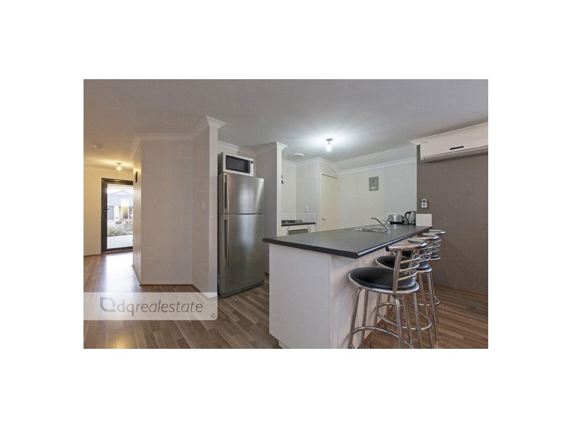 14 Sawtooth Bend, Banksia Grove WA 6031