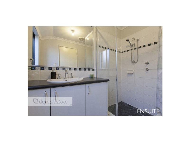 14 Sawtooth Bend, Banksia Grove WA 6031