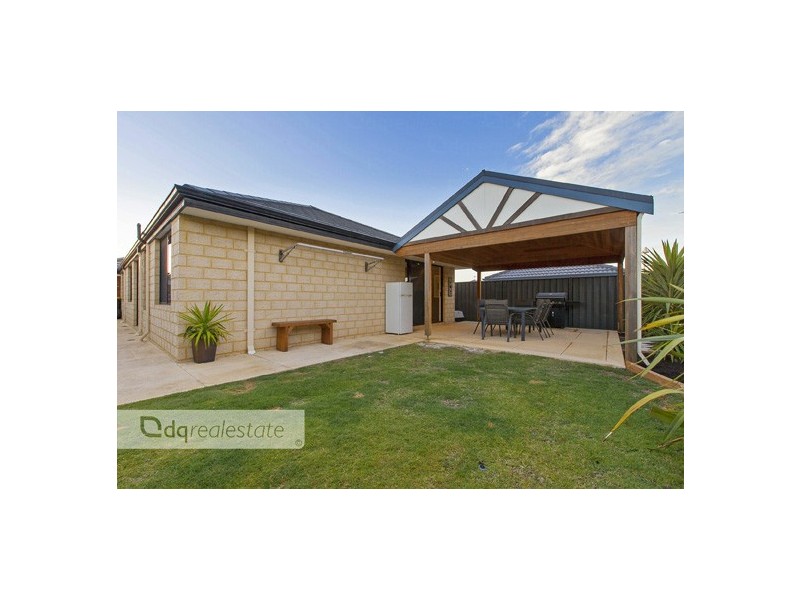 14 Sawtooth Bend, Banksia Grove WA 6031