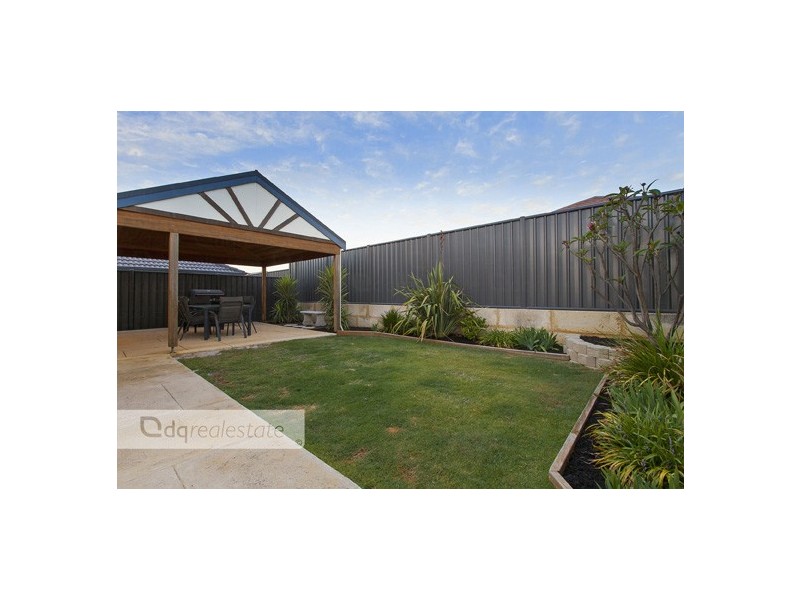 14 Sawtooth Bend, Banksia Grove WA 6031