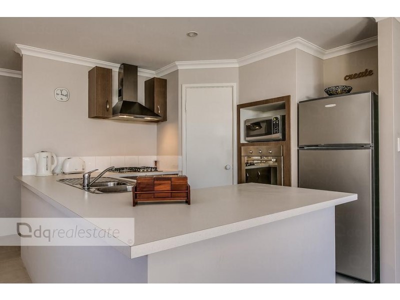 4 Watkins Loop, Tapping WA 6065