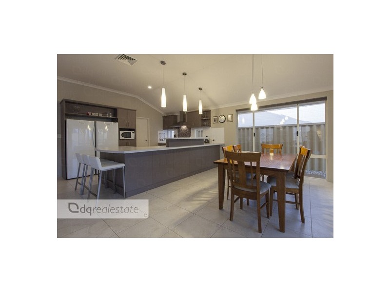 14 Bazille Crescent, Tapping WA 6065