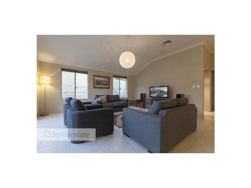 14 Bazille Crescent, Tapping WA 6065