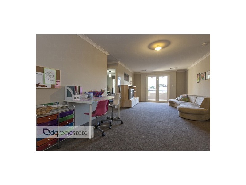 14 Bazille Crescent, Tapping WA 6065