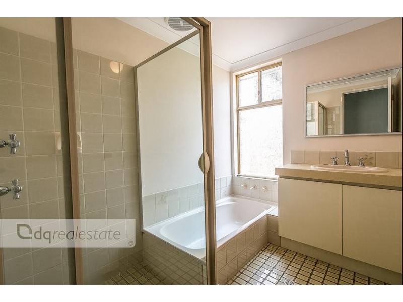 8 Crew Court, Ocean Reef WA 6027