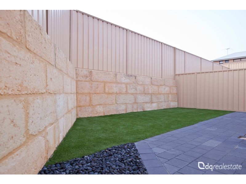 60B Moscow Retreat, Hocking WA 6065