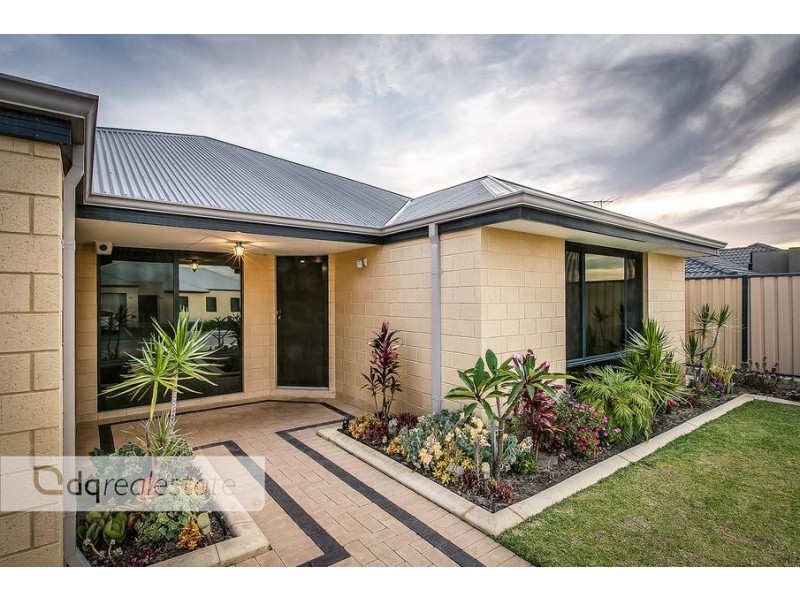 10 Redrobin Link, Tapping WA 6065