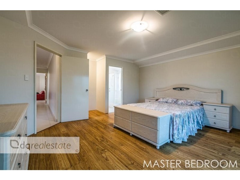 10 Redrobin Link, Tapping WA 6065