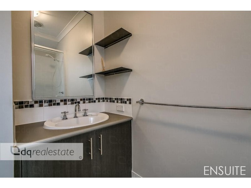 10 Redrobin Link, Tapping WA 6065