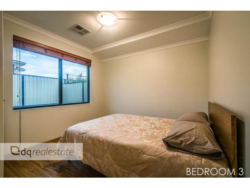 10 Redrobin Link, Tapping WA 6065