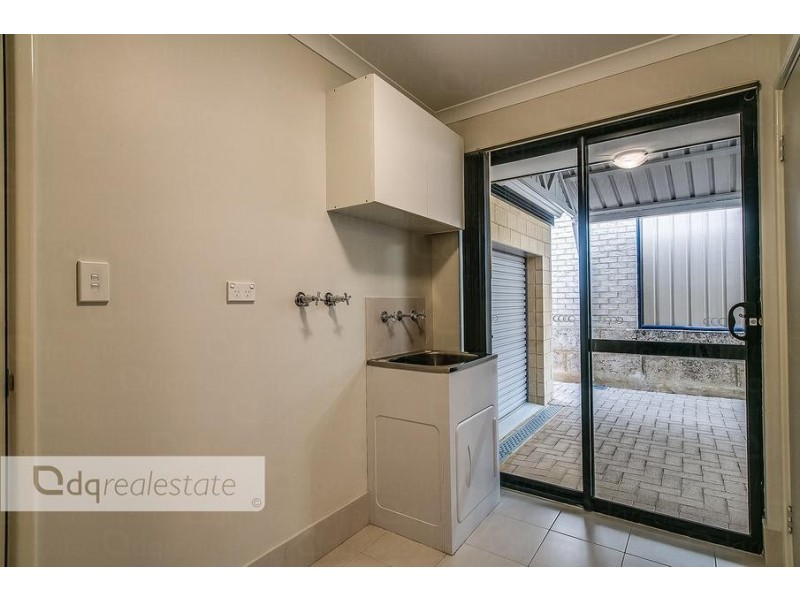 10 Redrobin Link, Tapping WA 6065