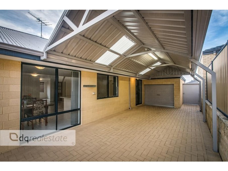 10 Redrobin Link, Tapping WA 6065