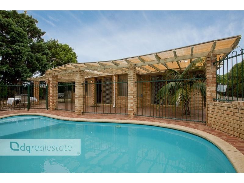 6 Avalon Close, Woodvale WA 6026