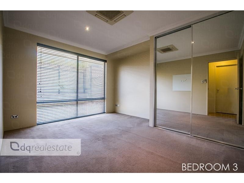 1 Gerygone Pass, Tapping WA 6065