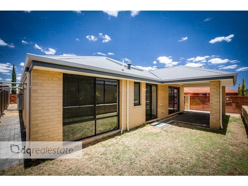 1 Gerygone Pass, Tapping WA 6065