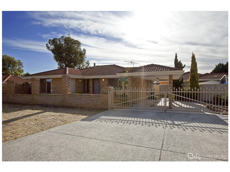 2 GAZELLE PLACE, Marangaroo WA 6064