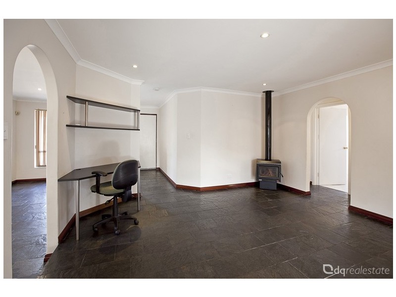 2 GAZELLE PLACE, Marangaroo WA 6064