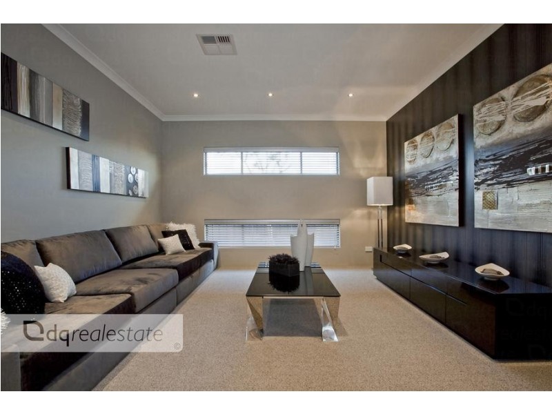 17 Botanic Avenue, Banksia Grove WA 6031